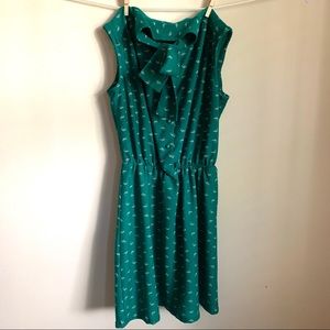 70s Vintage green neck tie dress